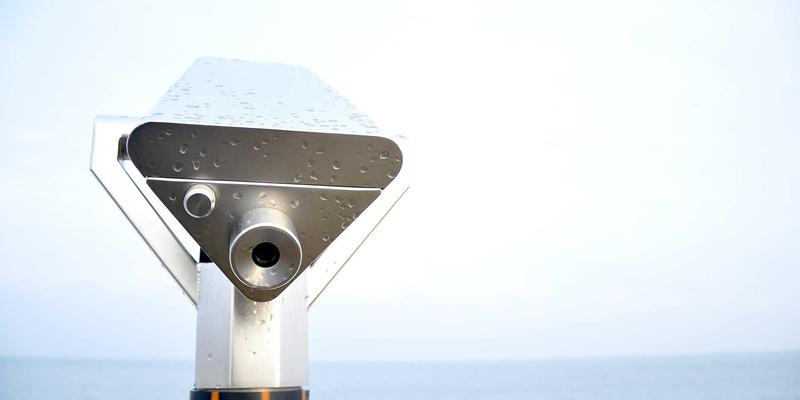 AI浪潮席卷校园:高等教育课程体系改革的三大趋势与资源革命